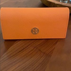 Tory Burch sunglass leather case for sunglasses
